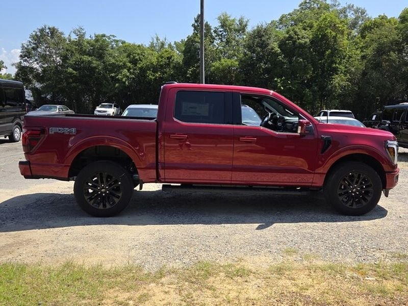 New 2026 Ruby Red Metallic Tinted Clearcoat Ford Lariat® image 13