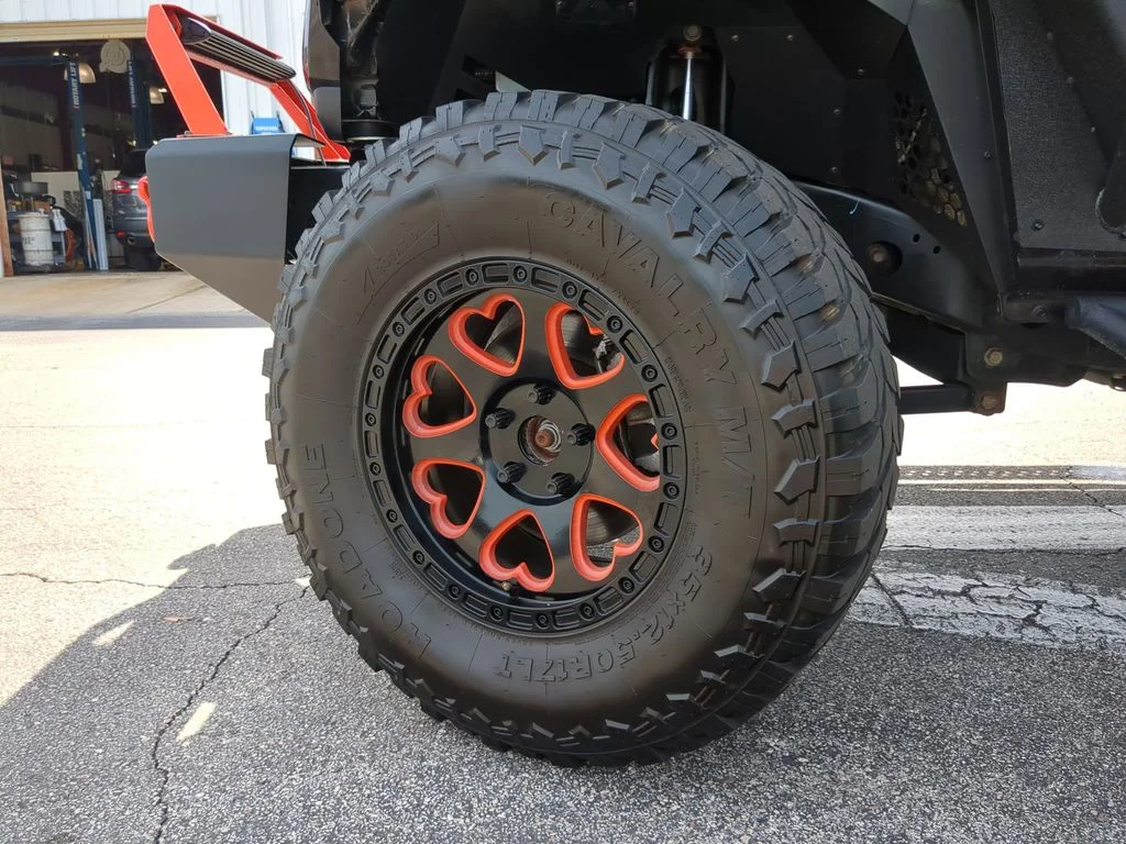 Used 2024 Black Jeep Sport image 33
