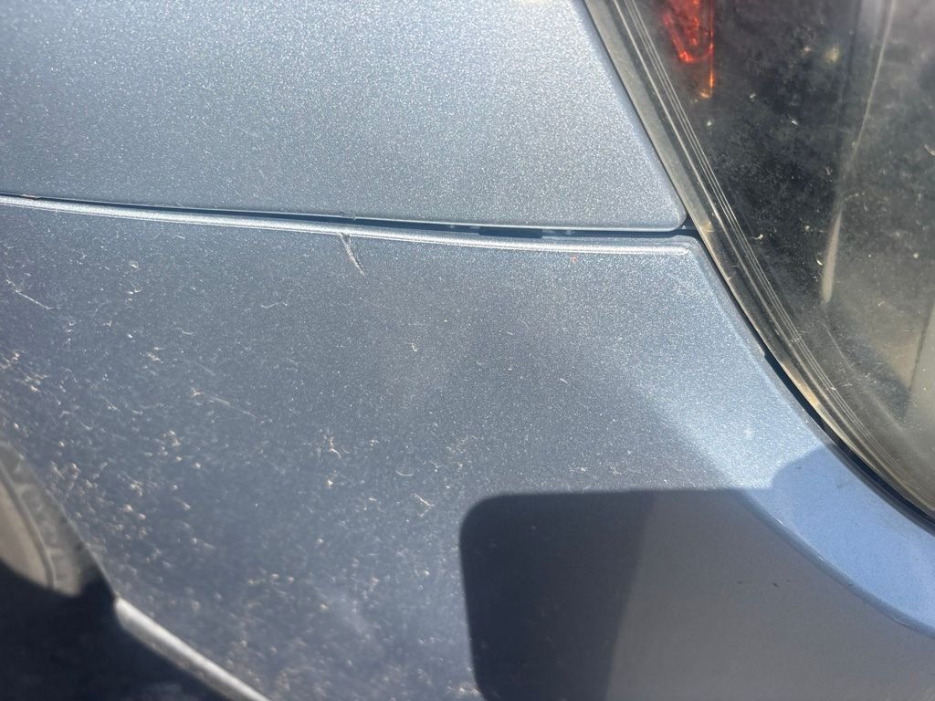 Used 2018 Silver Subaru 2.5i image 5