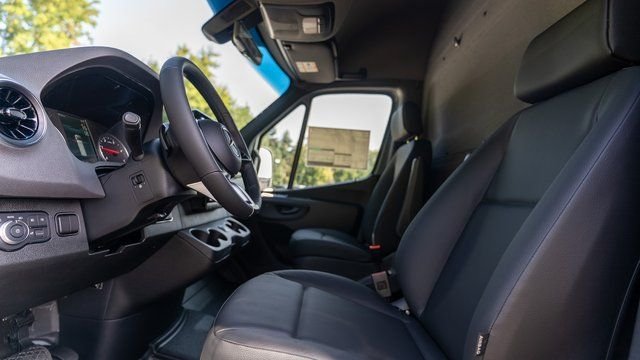 New 2025 Blue Gray Mercedes-Benz Cargo 170 WB image 31
