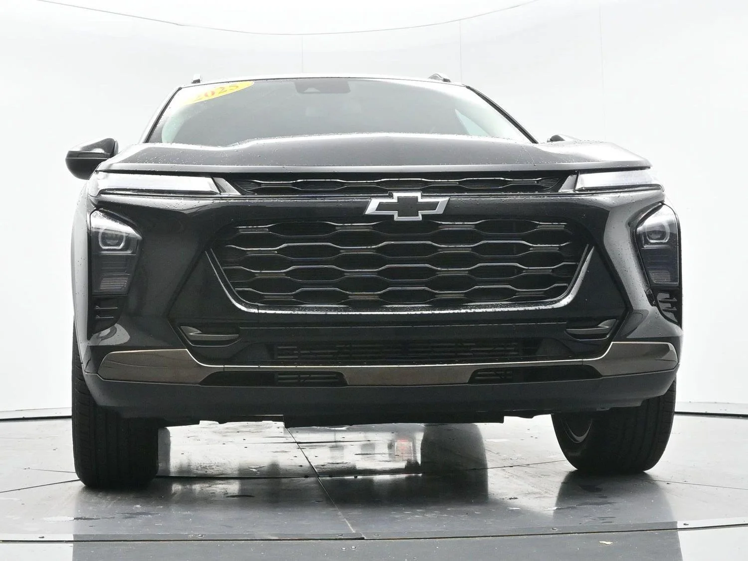 Used 2025 Mosaic Black Metallic Chevrolet ACTIV image 41