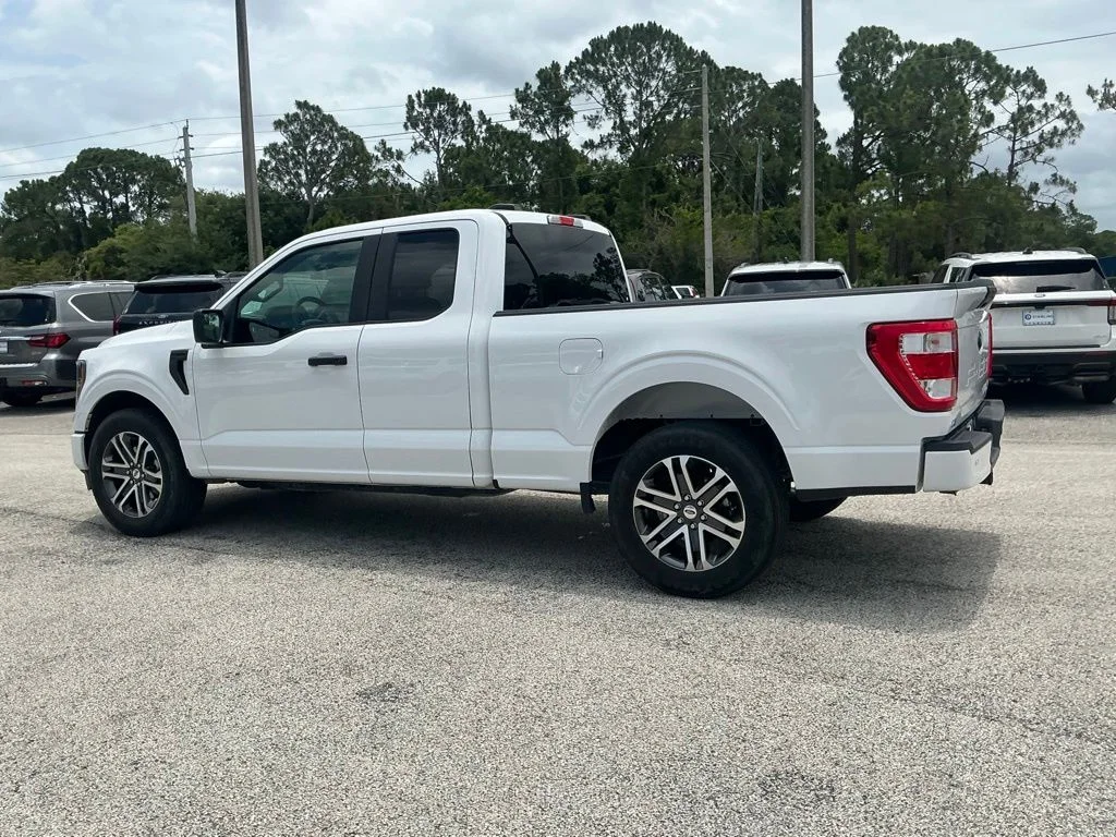Used 2023 White Ford XL image 6