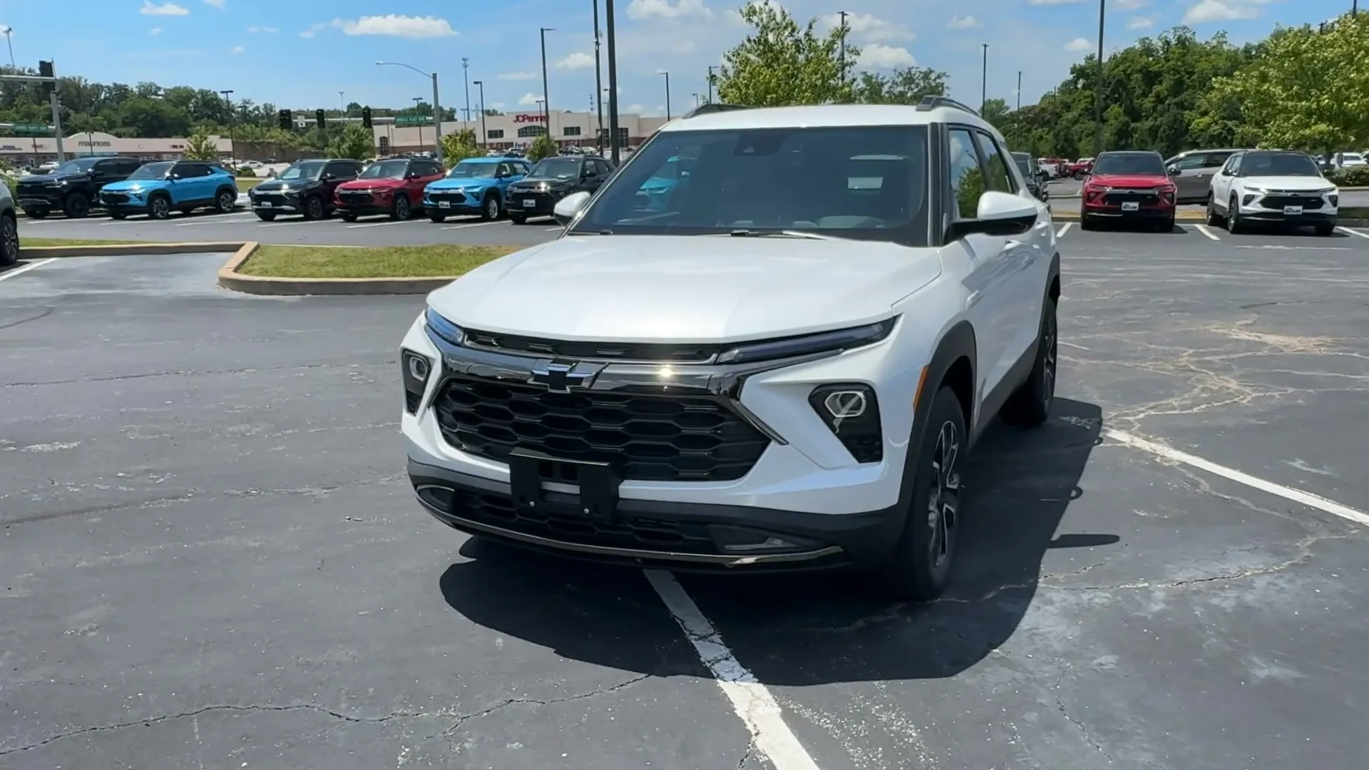 New 2026 Iridescent Pearl Tricoat Chevrolet ACTIV image 26