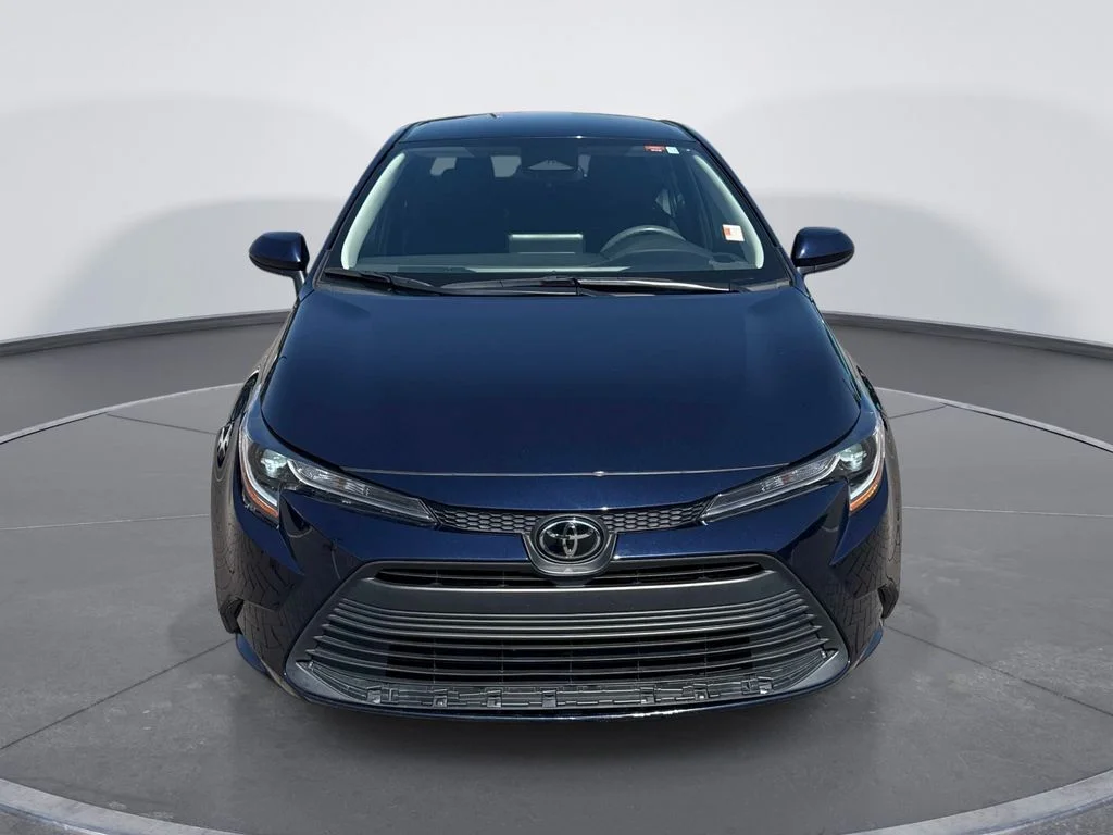 Used 2024  Toyota LE image 2