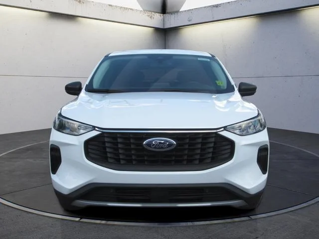 Used 2023 Oxford White Ford Active image 3