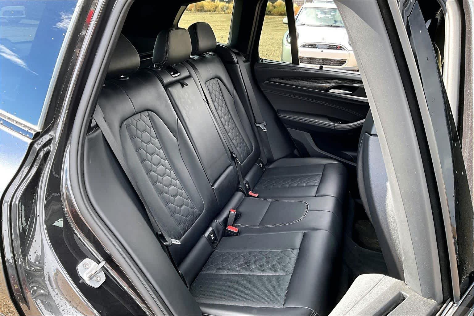 Used 2020 Dark Graphite Metallic BMW Competition image 17