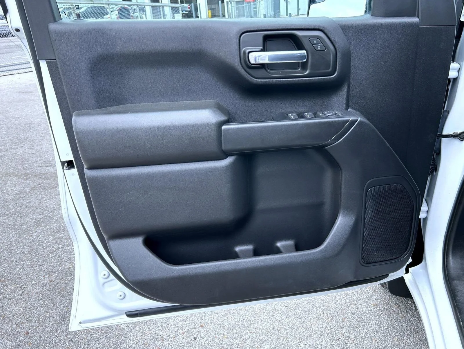 2023 Chevrolet Silverado 1500 Custom - Photo 9