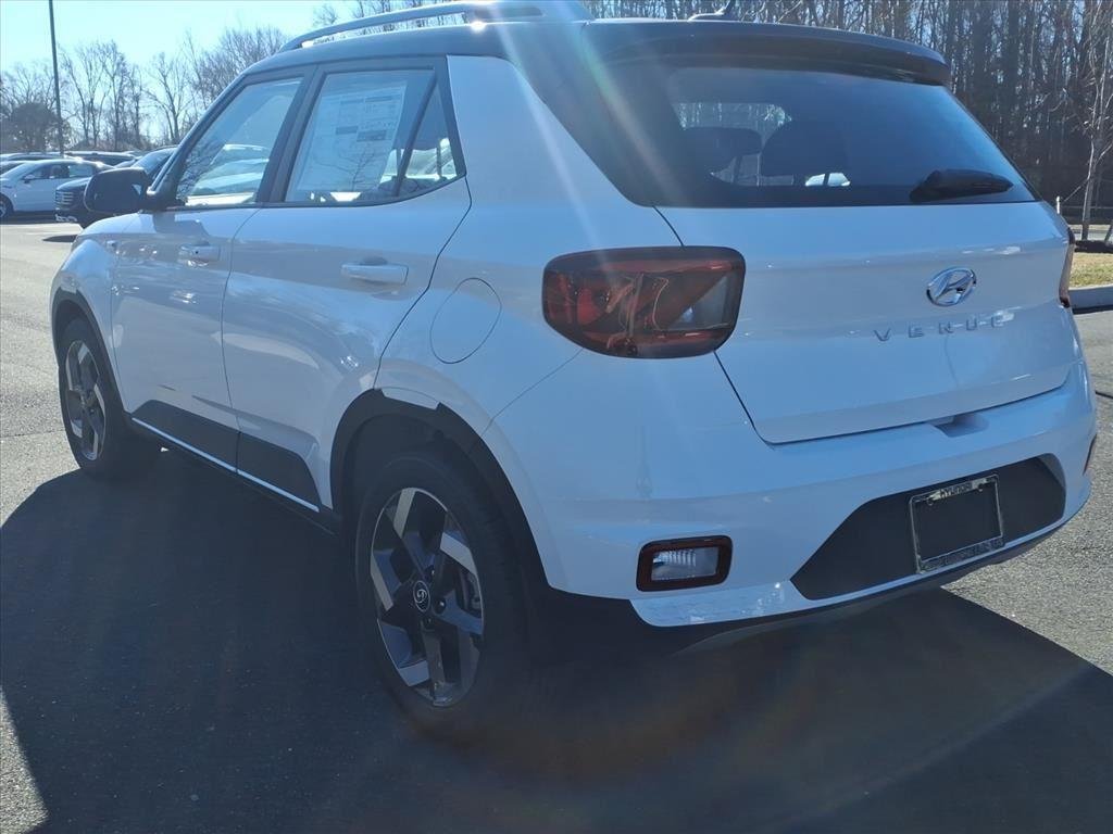 New 2026 Lunar White w/Black Roof Hyundai SEL w/Two-Tone Roof image 9