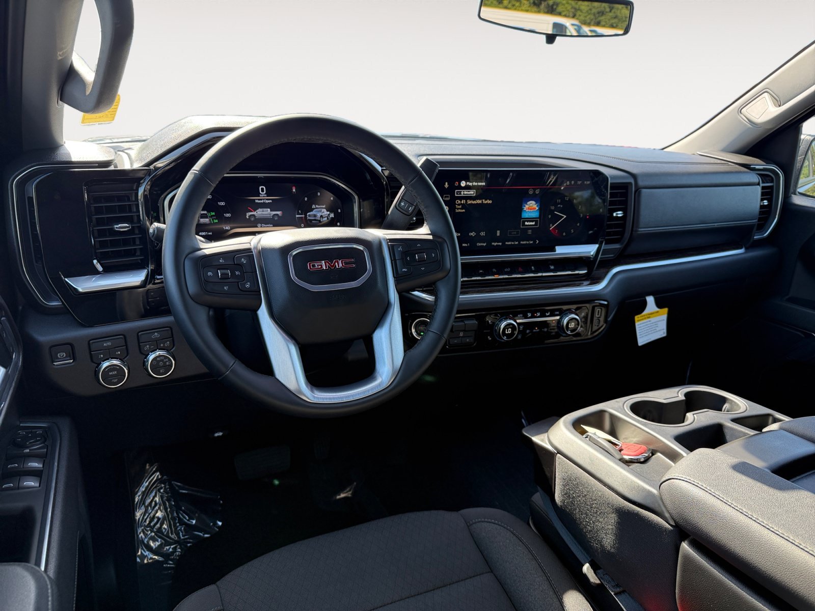 Used 2026 Onyx Black GMC Elevation image 15