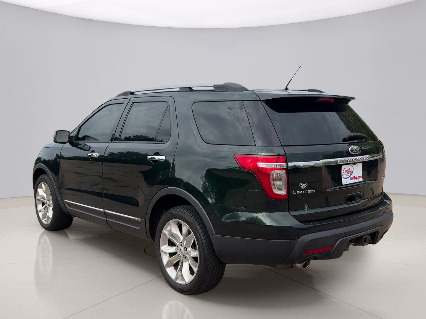 Used 2013 Green Ford LIMITED image 3