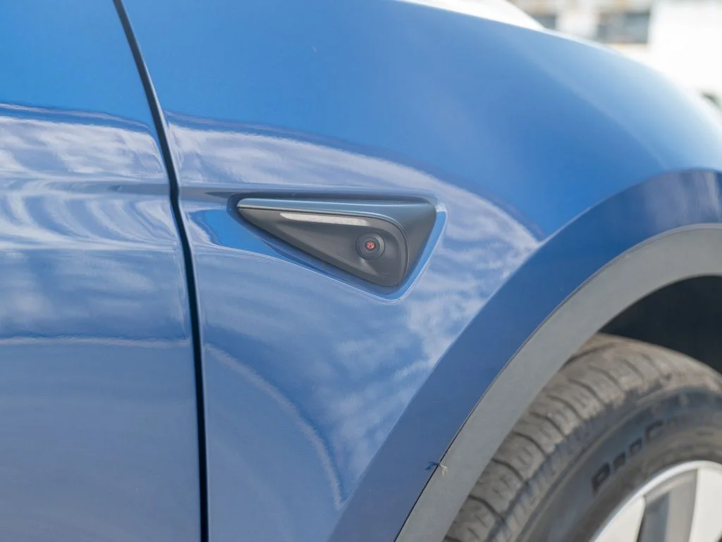 Used 2023 Blue Tesla Long Range image 17