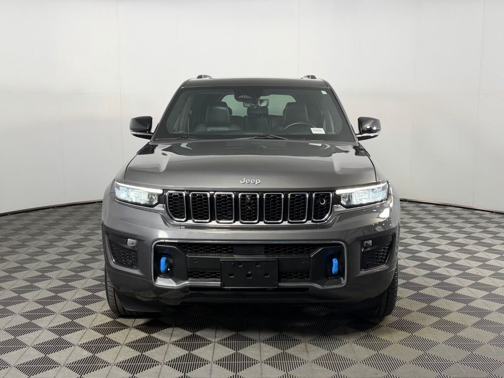 Certified Used 2022 Gray Jeep Overland 4xe image 11