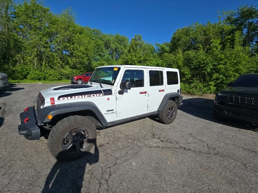 Used 2018 Jeep Wrangler JK Unlimited Rubicon Recon with VIN 1C4BJWFG5JL833872 for sale in Kansas City