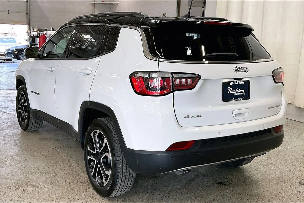 Used 2023 White Jeep Limited image 10