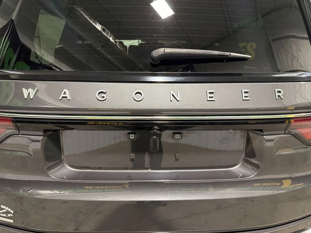 Certified Used 2023 Baltic Gray Metallic Clearcoat Jeep Series I image 9