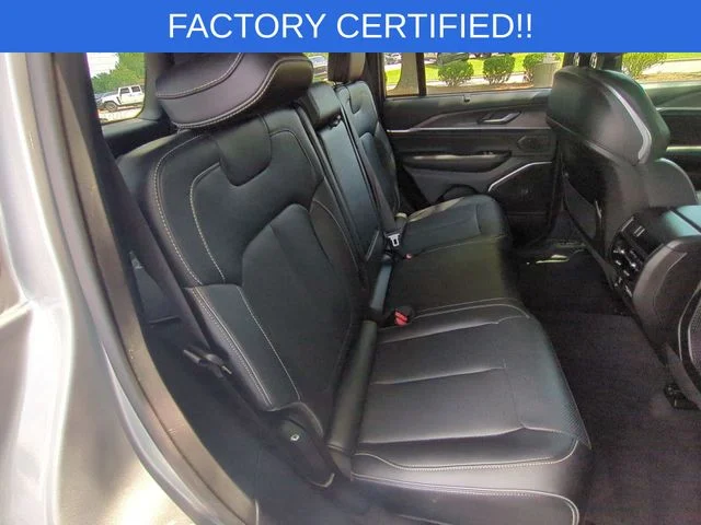 Used 2025 Silver Jeep Overland image 36