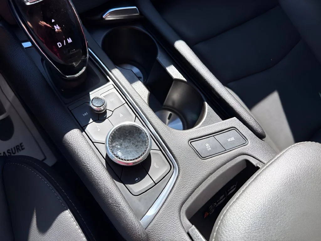 Used 2024 Argent Silver Metallic Cadillac Sport image 28