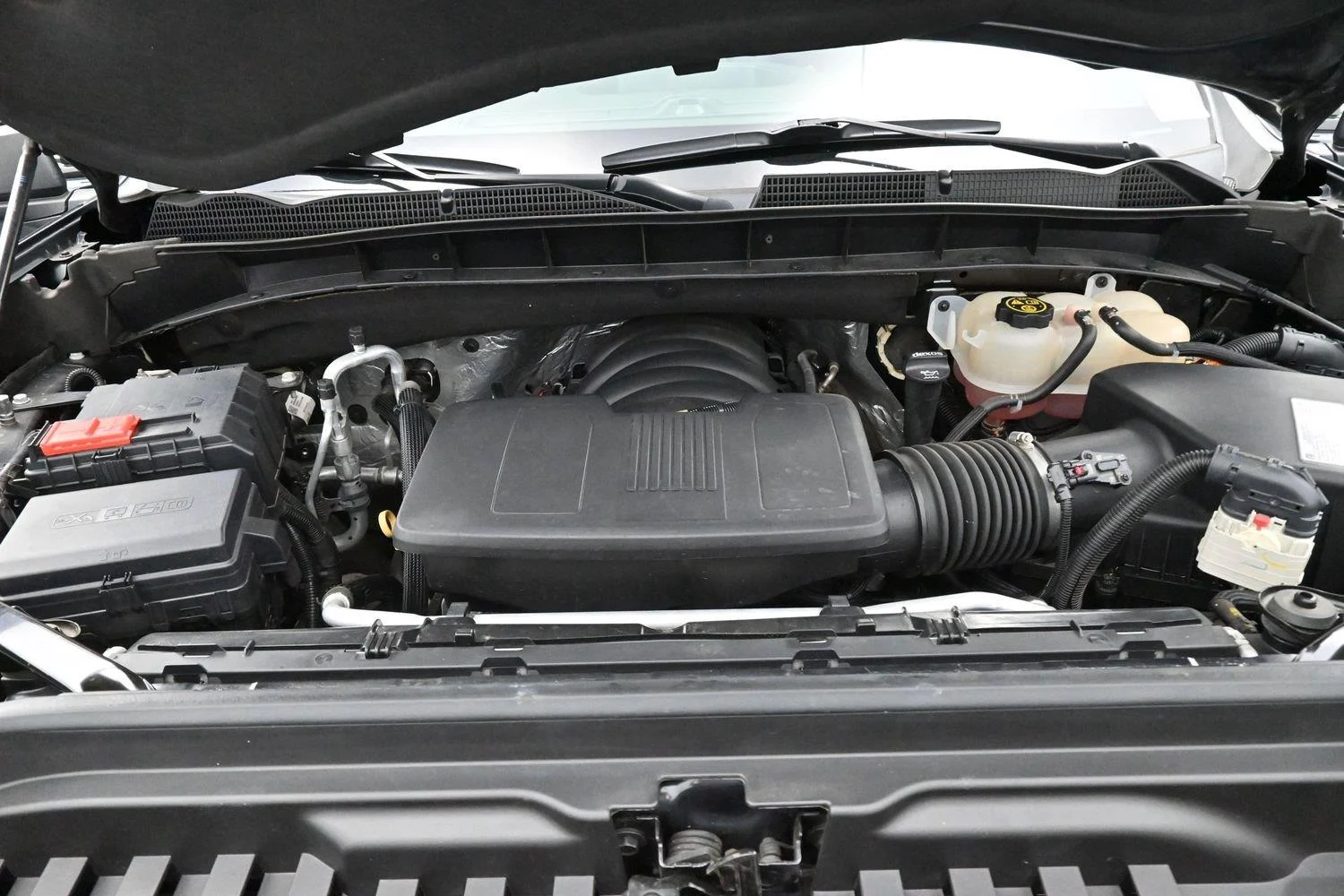 Used 2020 CARBON BLACK METALLIC GMC AT4 image 39