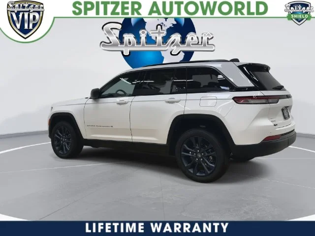 New 2026 Bright White Clear-Coat Exterior Paint Jeep Limited image 11