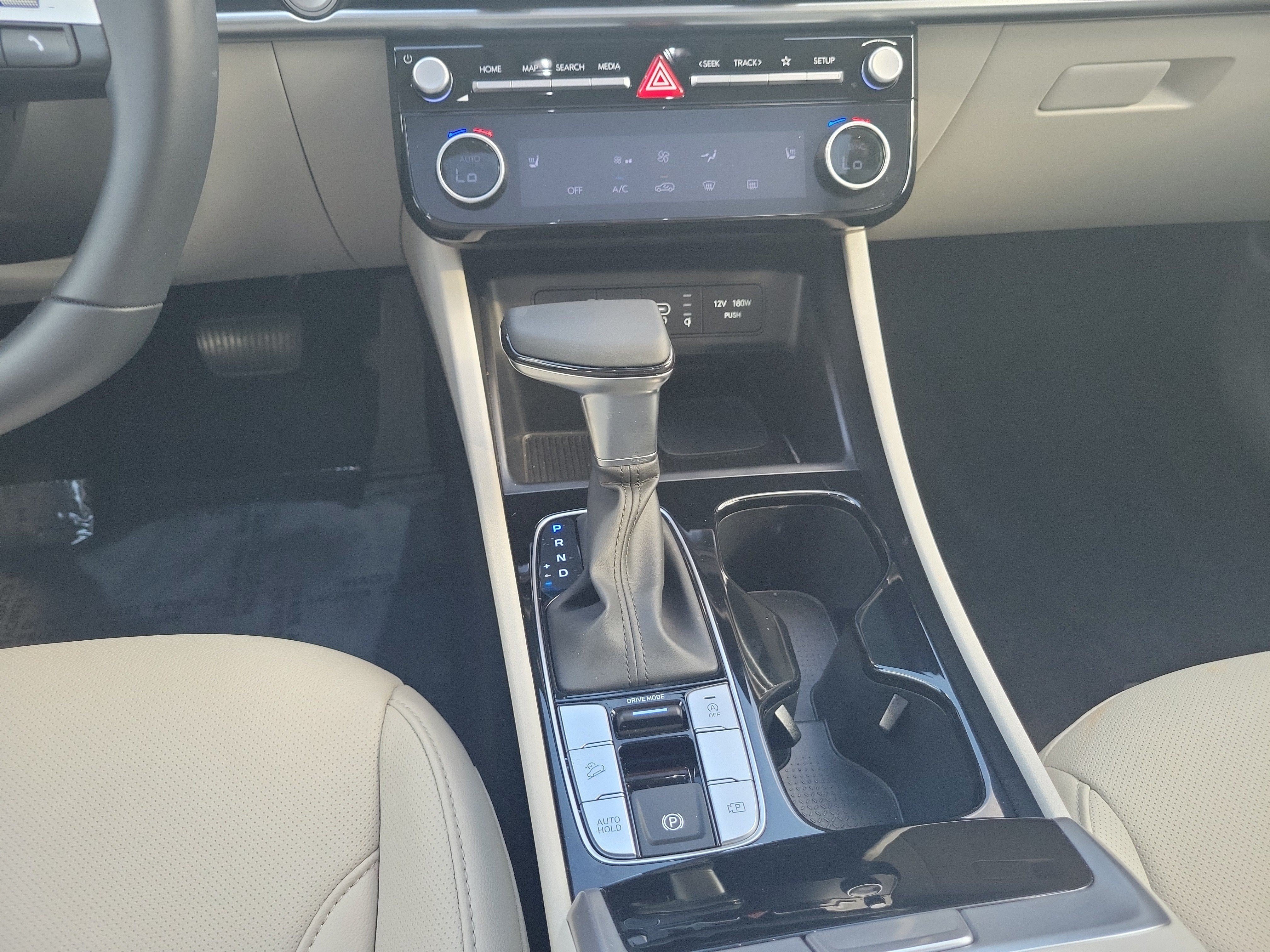 Used 2026 Phantom Black Hyundai SEL Premium image 19