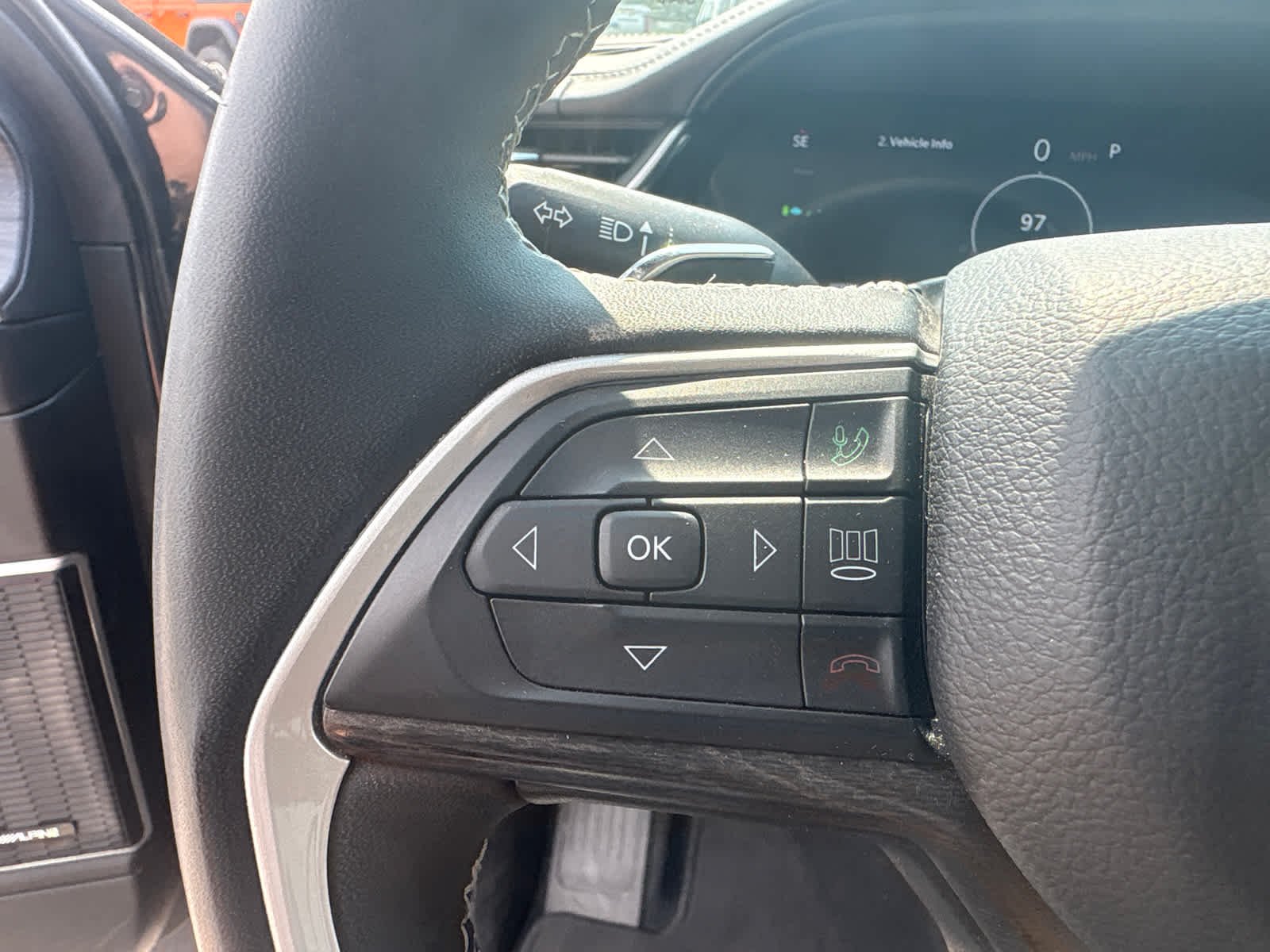 Used 2022 Baltic Gray Metallic Clearcoat Jeep  image 22