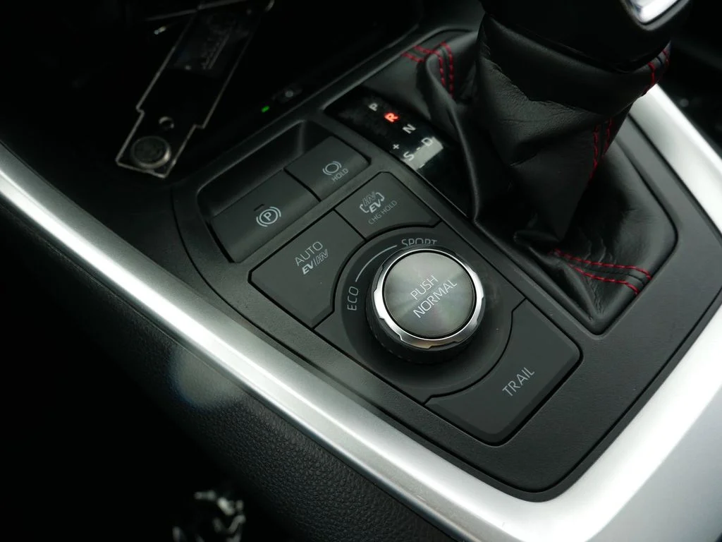 2023 Toyota RAV4 XSE - Photo 22