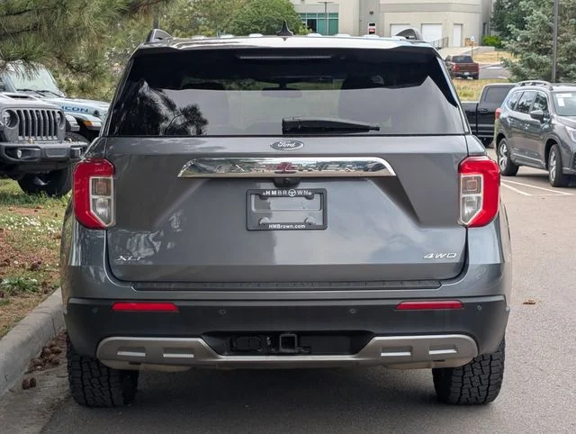 Used 2023 Gray Metallic Ford XLT image 4
