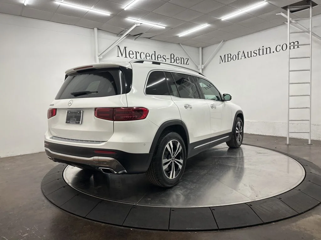 Used 2026 White Mercedes-Benz GLB 250 image 7