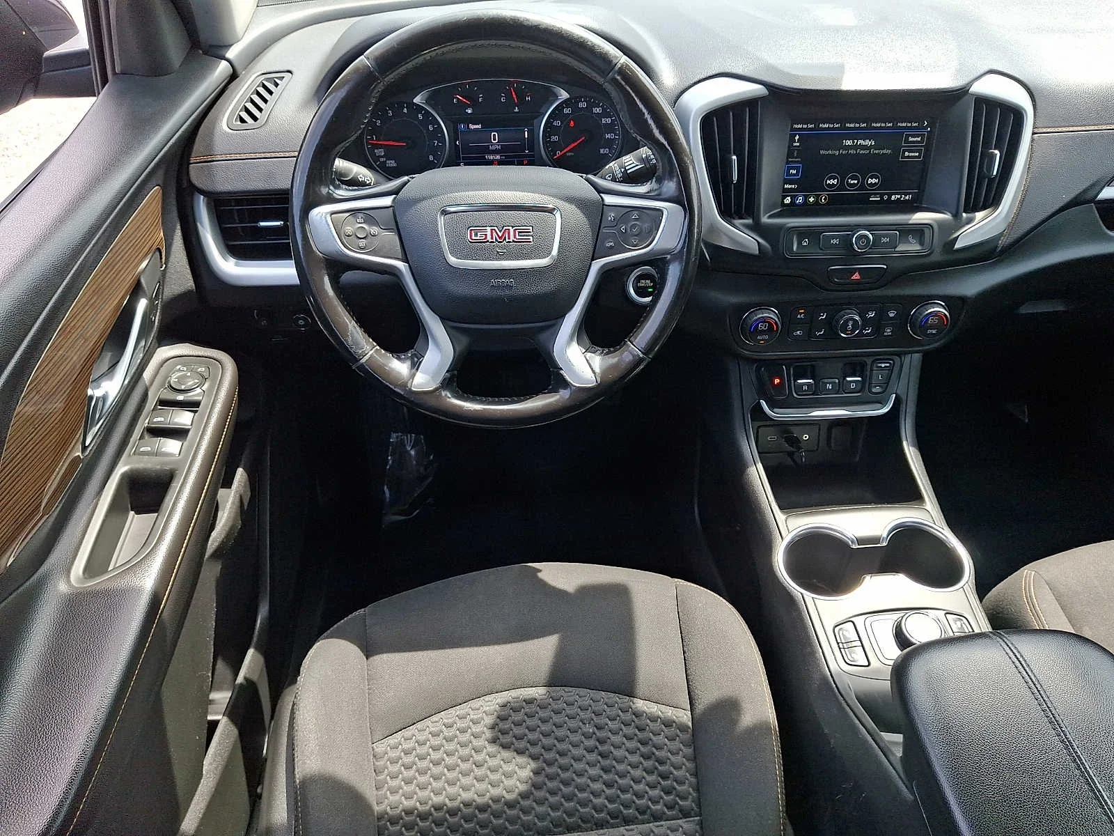 Used 2019 BLUE STEEL METALLIC GMC SLE image 12