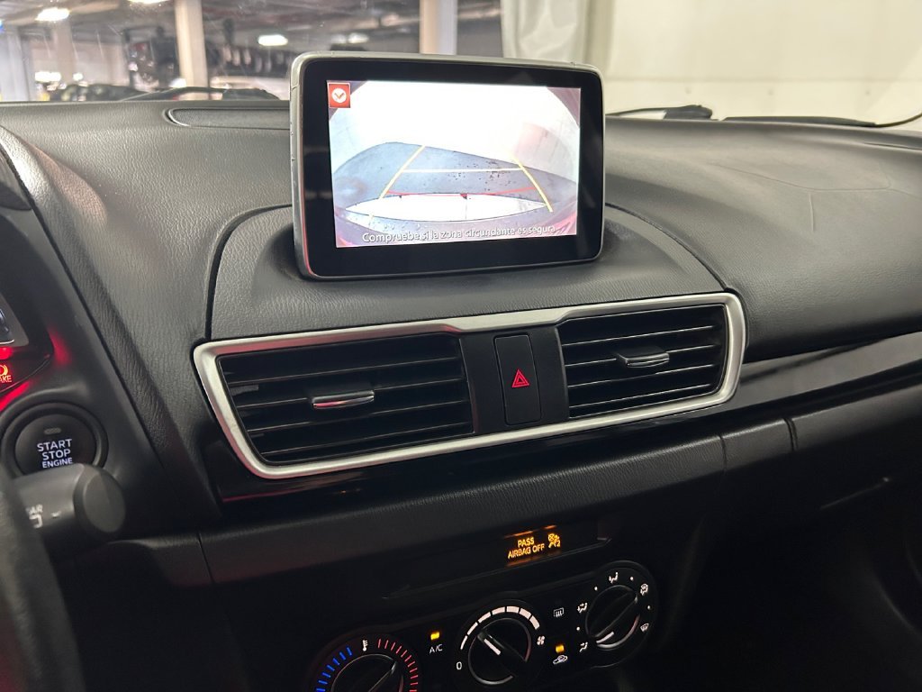 Used 2016 Silver Mazda i Sport image 24