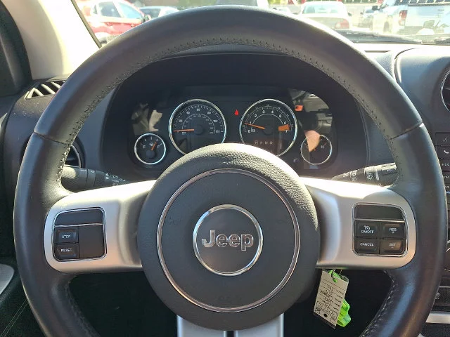 Used 2016 Red Jeep High Altitude image 17