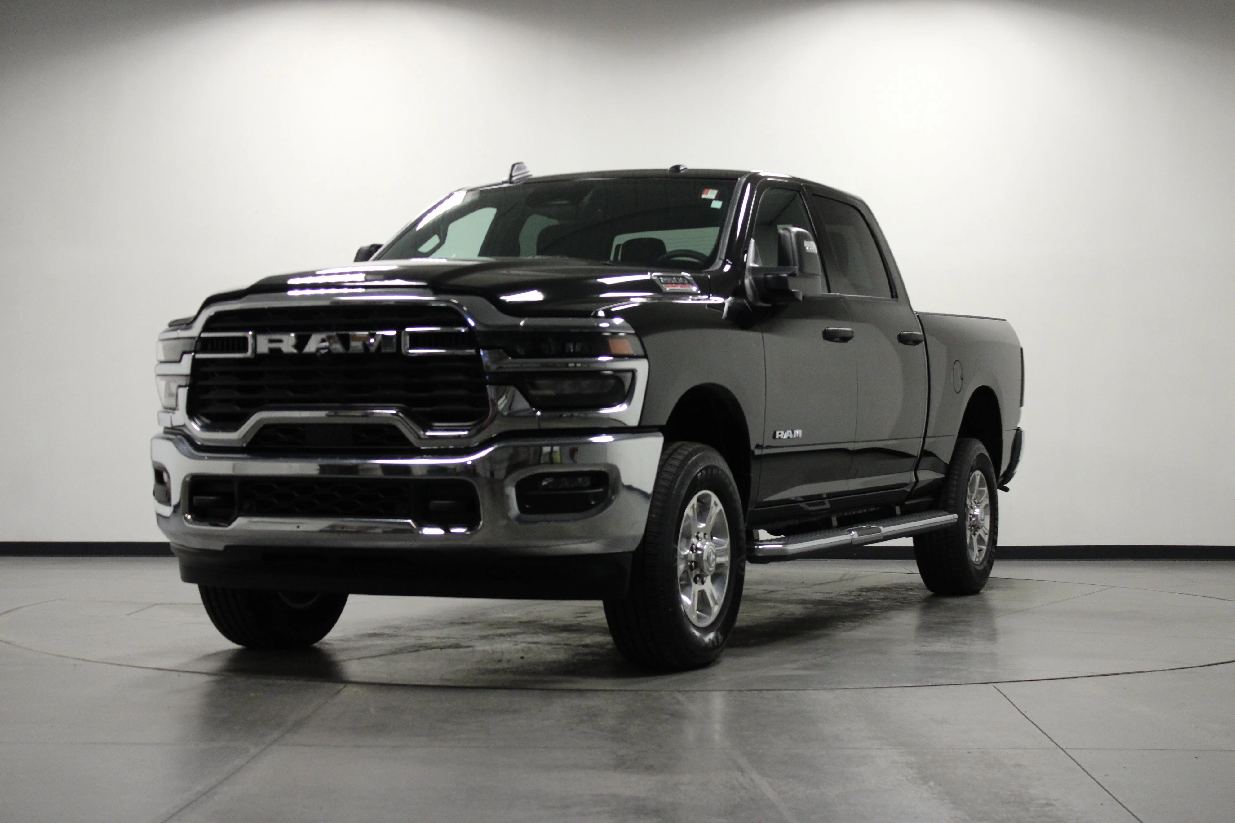 Used 2026 Diamond Black Crystal Pearlcoat Ram Big Horn image 8