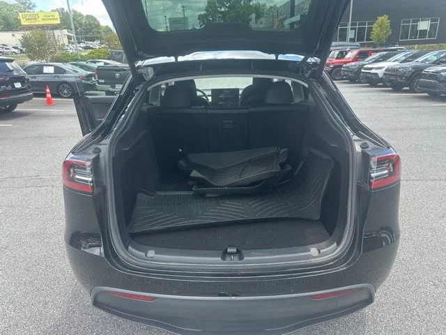 Used 2022 Black Tesla Long Range image 10