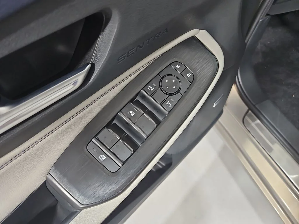 New 2026 Bronze Nissan SL image 12