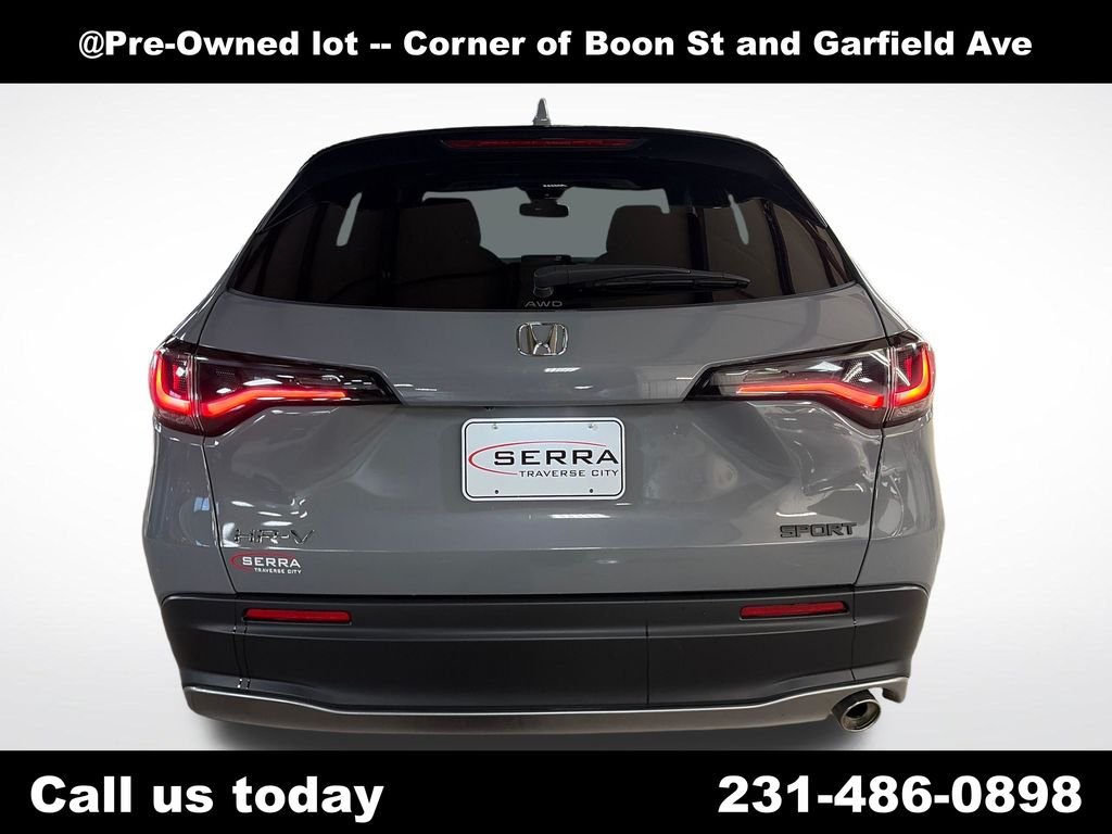 Used 2024  Honda Sport image 4