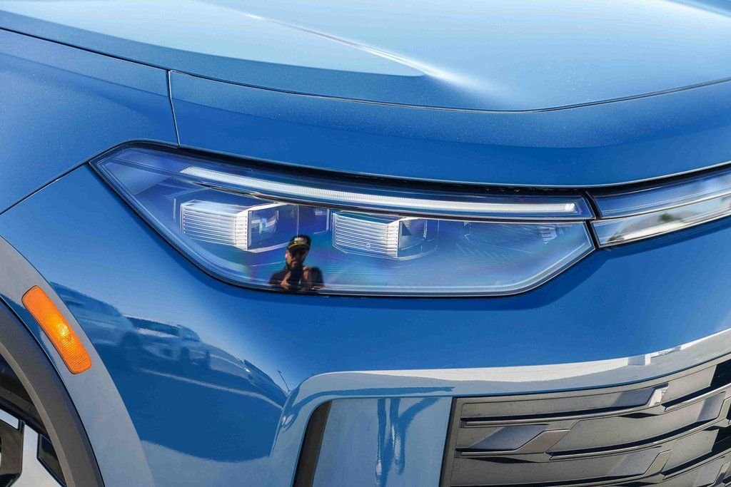 2026 Volkswagen Tiguan SE - Photo 2