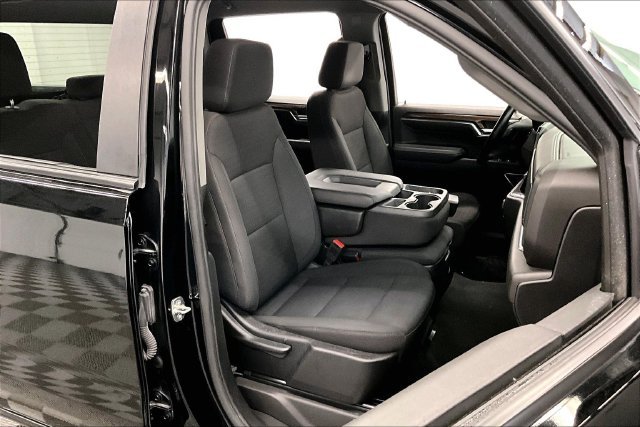 Used 2023 Black Chevrolet LT image 8