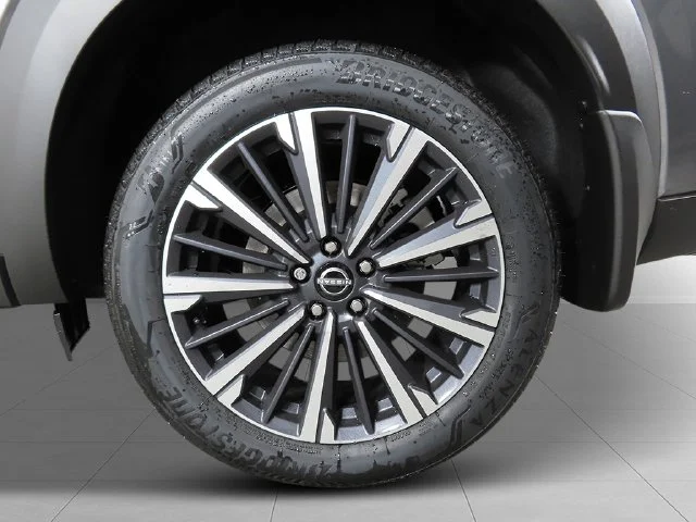 New 2026 Gun Metallic Nissan Platinum image 11