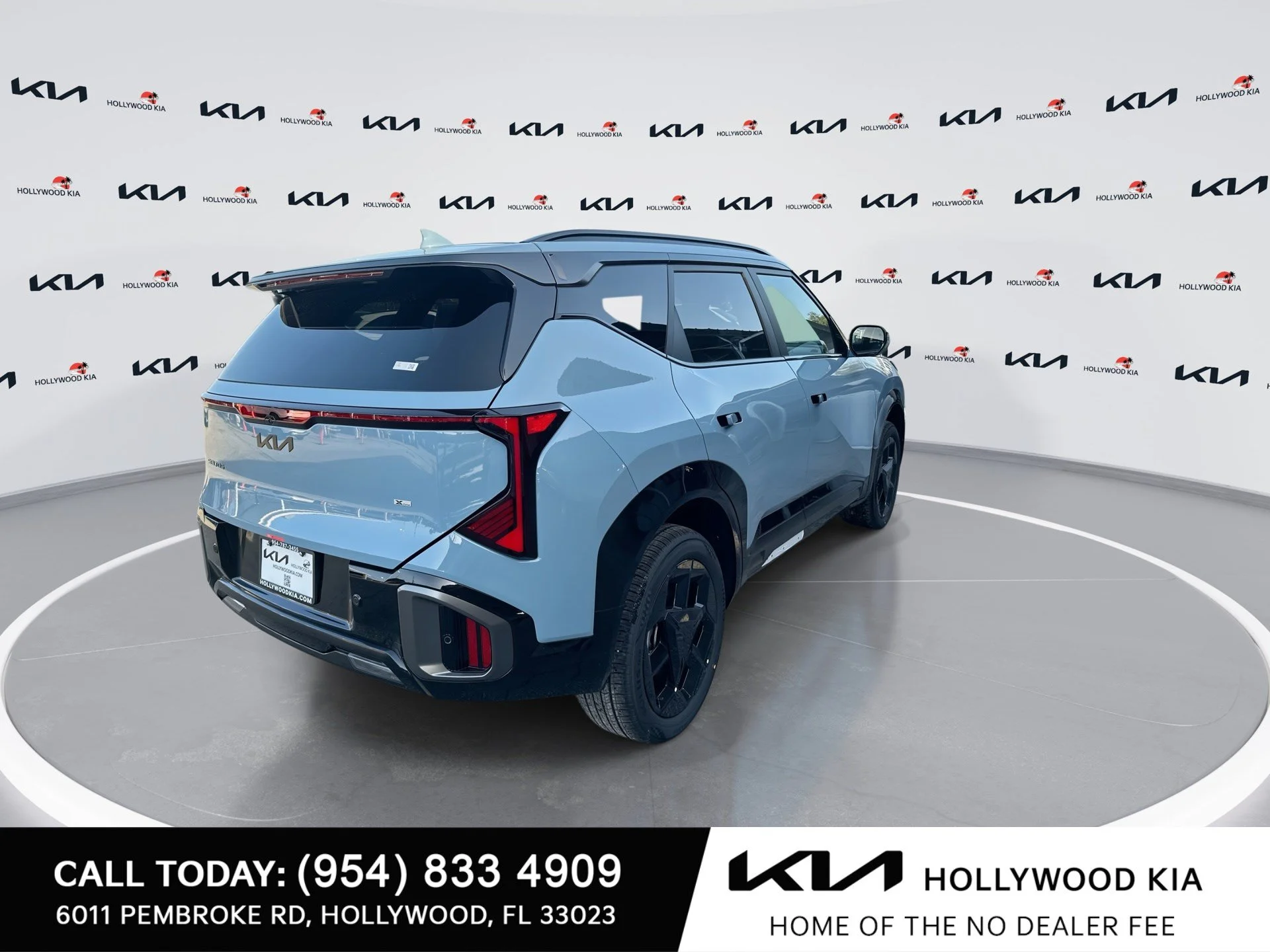 New 2027 Frost Blue Kia X-Line S image 8