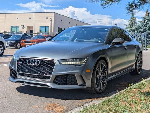 Used 2017  Audi 4.0T Prestige image 5