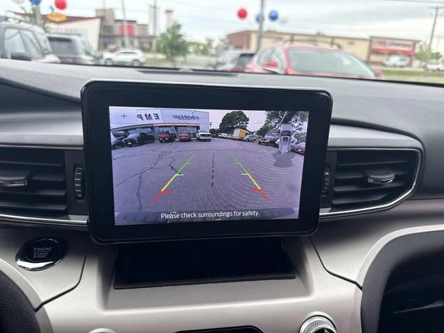 Used 2022 Gray Ford XLT image 32