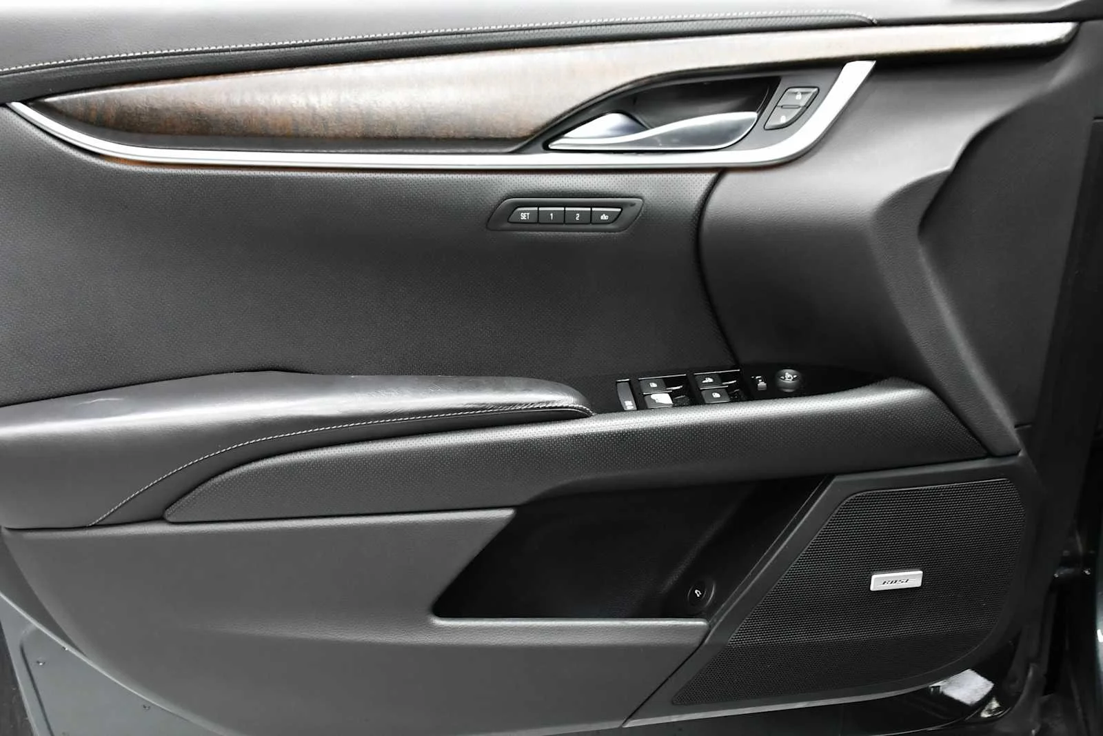 Used 2018 Phantom Gray Metallic Cadillac Luxury image 13