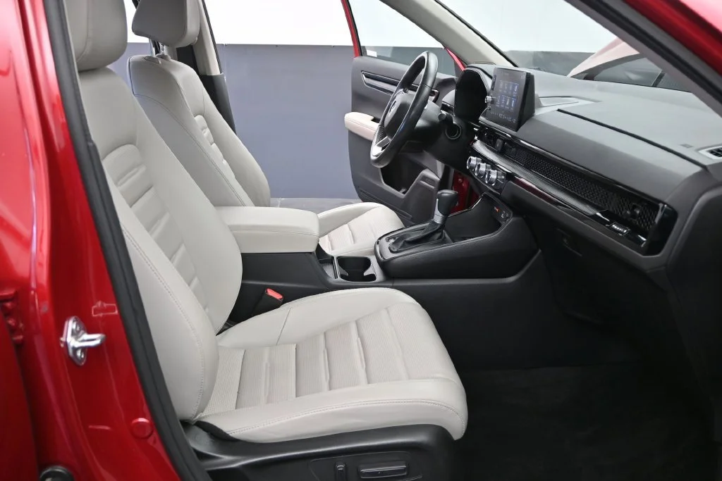 Used 2024 Radiant Red Metallic Honda EX-L image 53