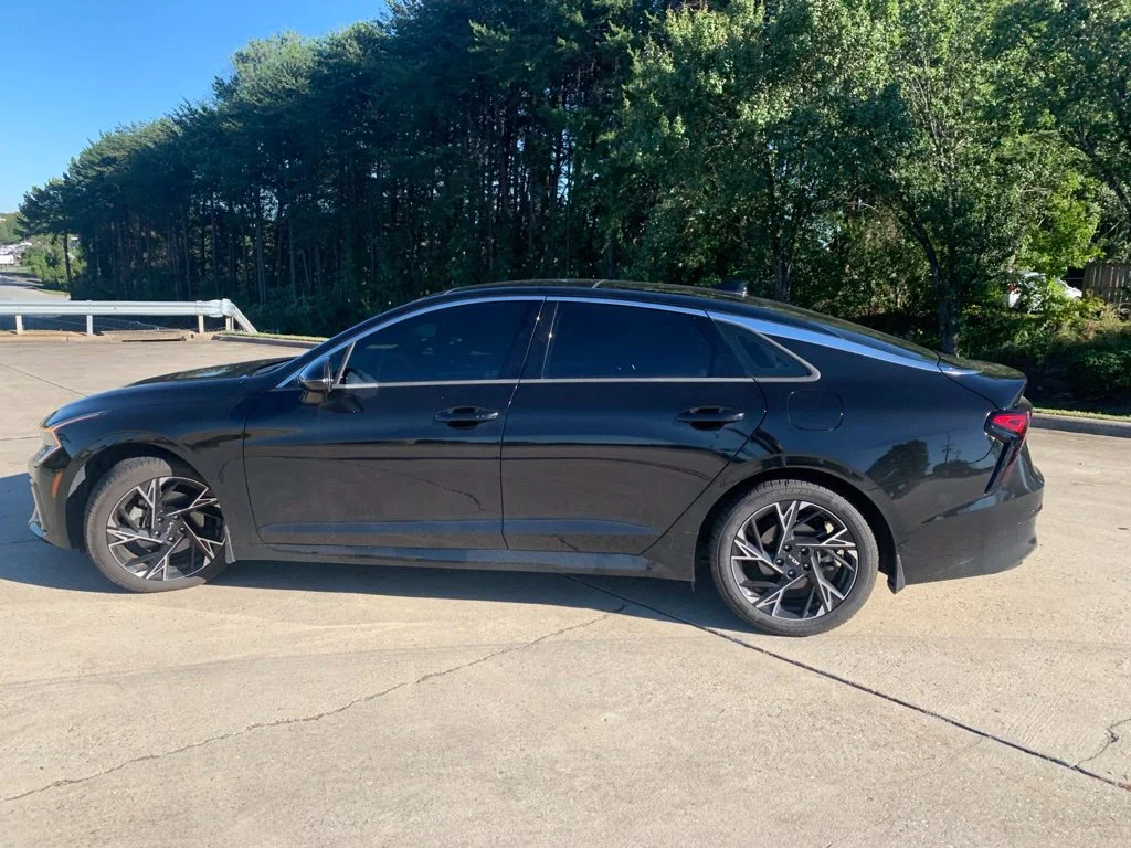 Used 2025 Black Kia GT-Line image 13