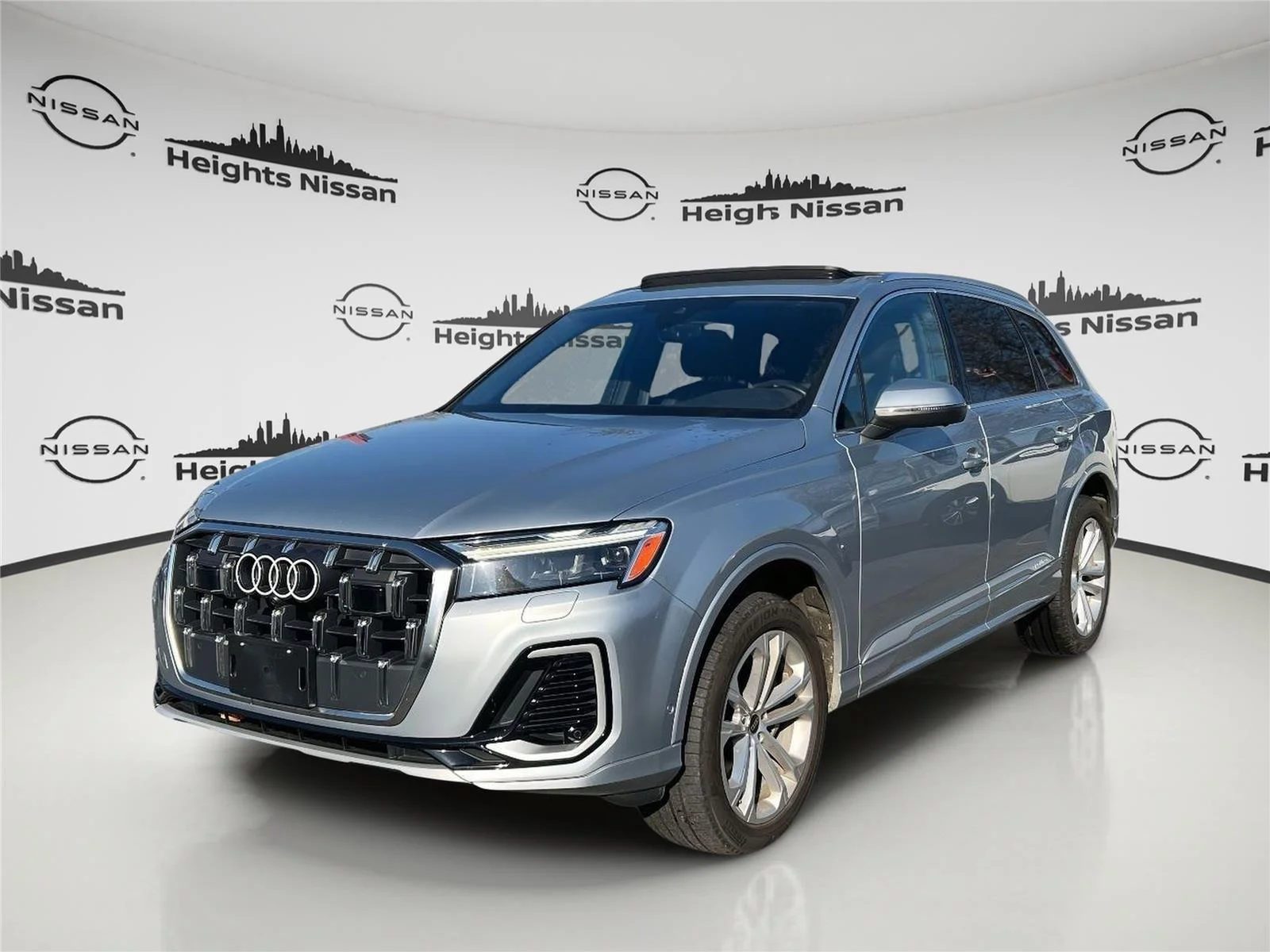 2025 Audi Q7 45 Premium Plus quattro Tiptronic's photo