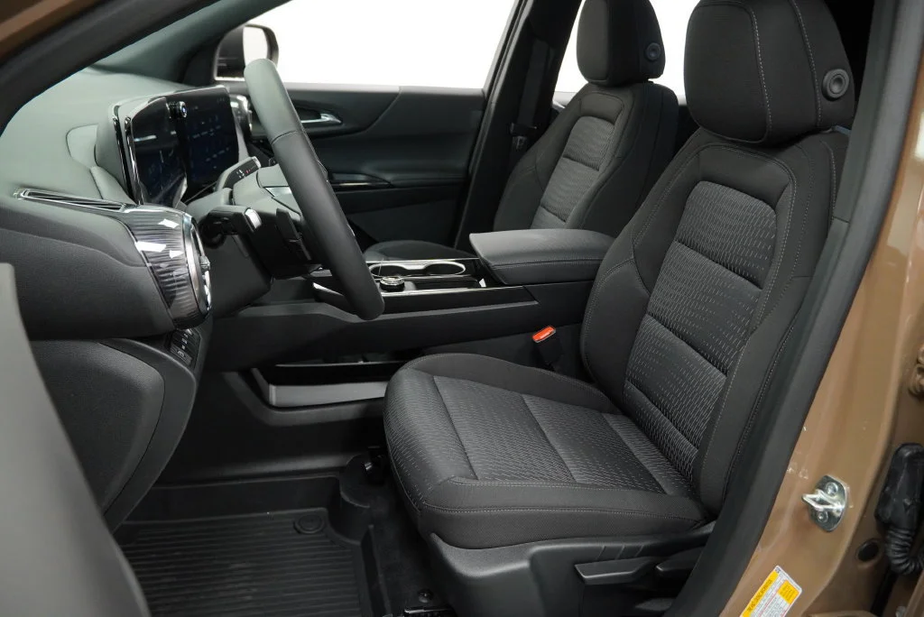 2027 Chevrolet Equinox LT - Photo 7