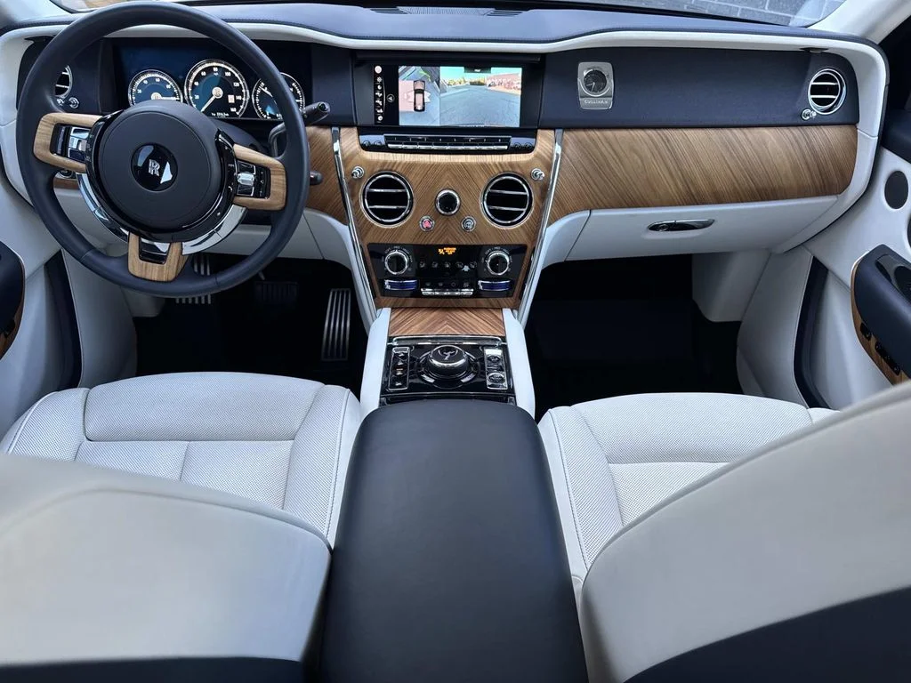 Used 2021 Blue Rolls-Royce  image 15