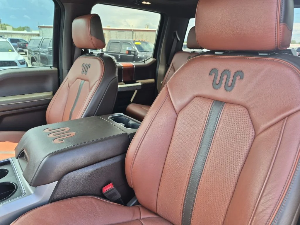 Used 2020 Agate Black Metallic Ford King Ranch image 20