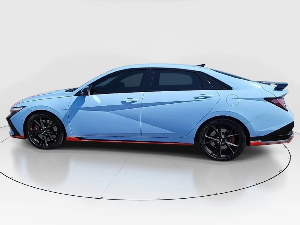 Used 2025 Blue Hyundai Base image 9