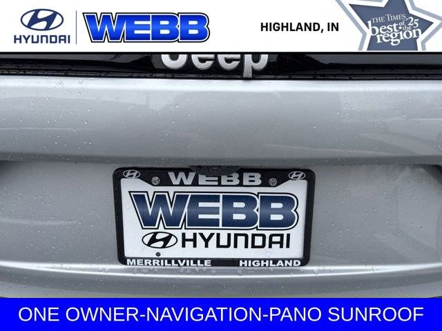 Used 2025 Silver Jeep Limited image 16